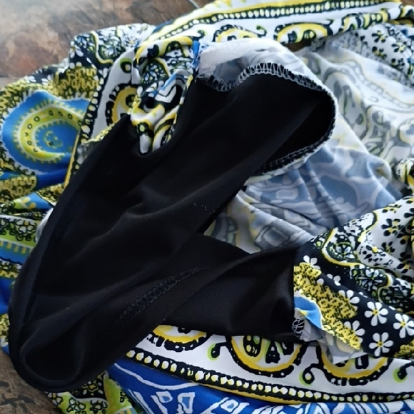 Body Central Blue and Green Paisley Tank Top - Picture 5 of 7